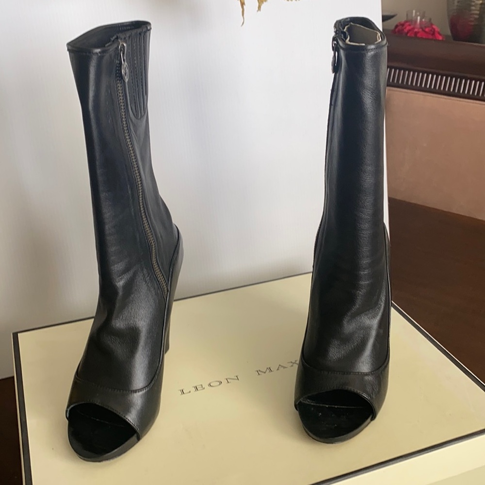 Leon Max -Easton -Black Napa Leather open toe booties
